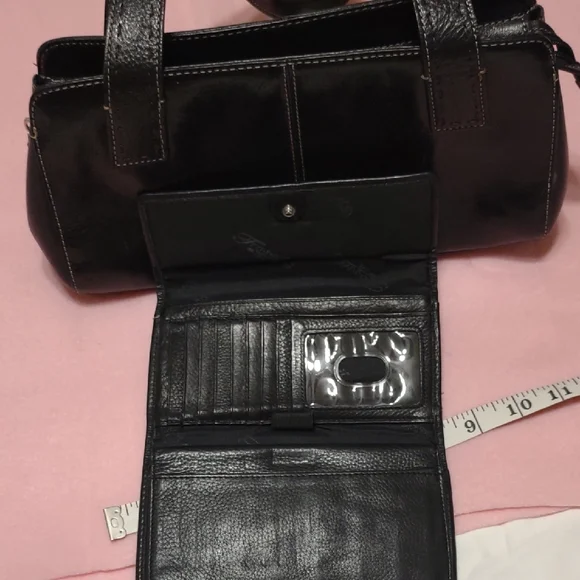 FOSSIL Black Leather Handbag and Wallet Set - Picture 2 of 14